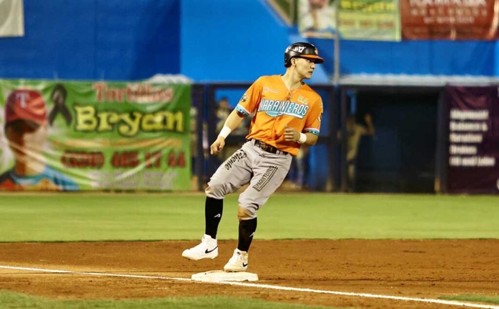 Naranjeros y Yaquis brindaron gran juego en Tucson