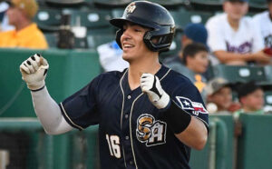 Conecta Valenzuela segundo cuadrangular de la temporada en Doble A